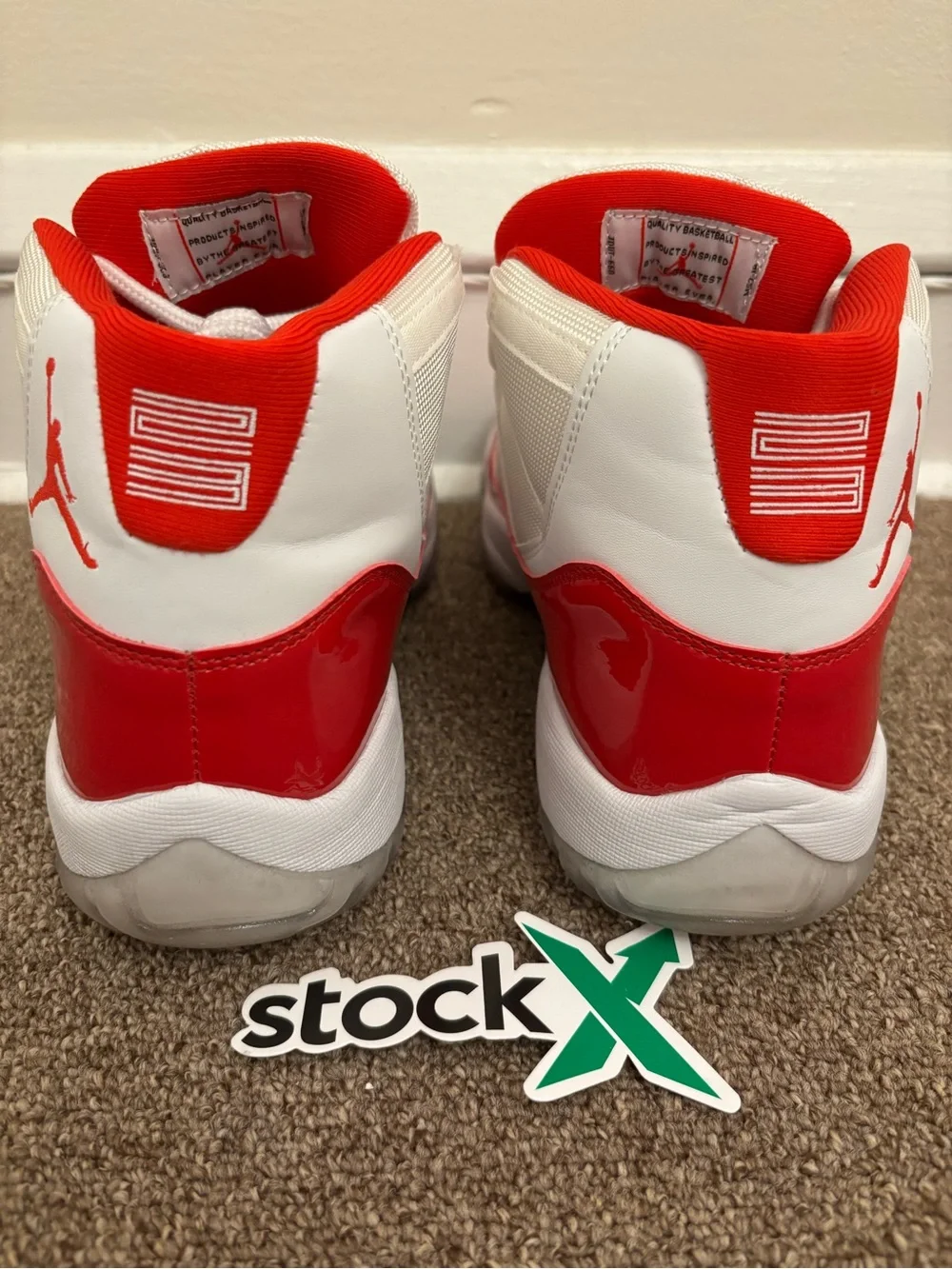 Air Jordan 11 cherry size 11